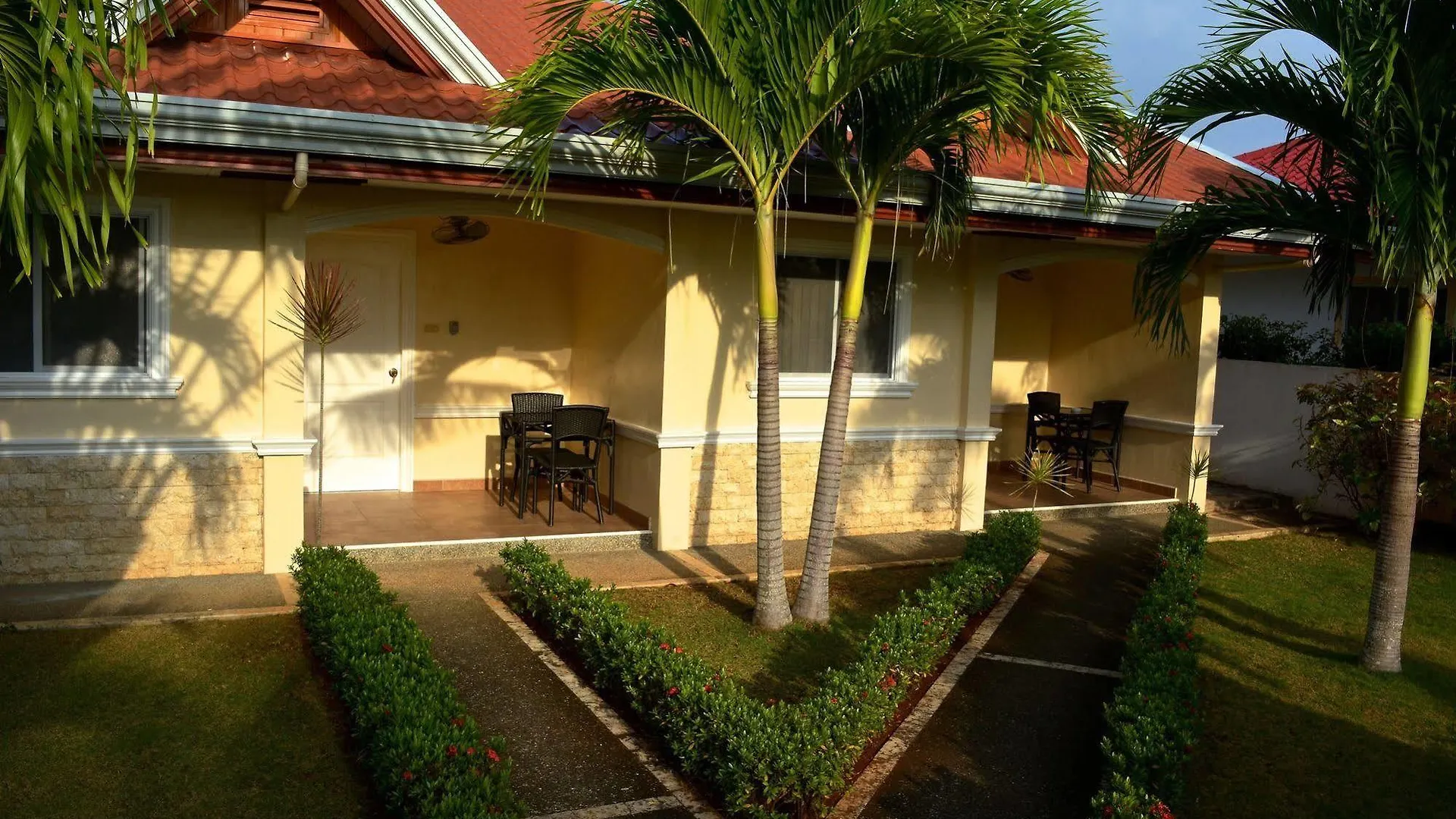 Olivia Resort Serviced Apartments And Bungalows Panglao