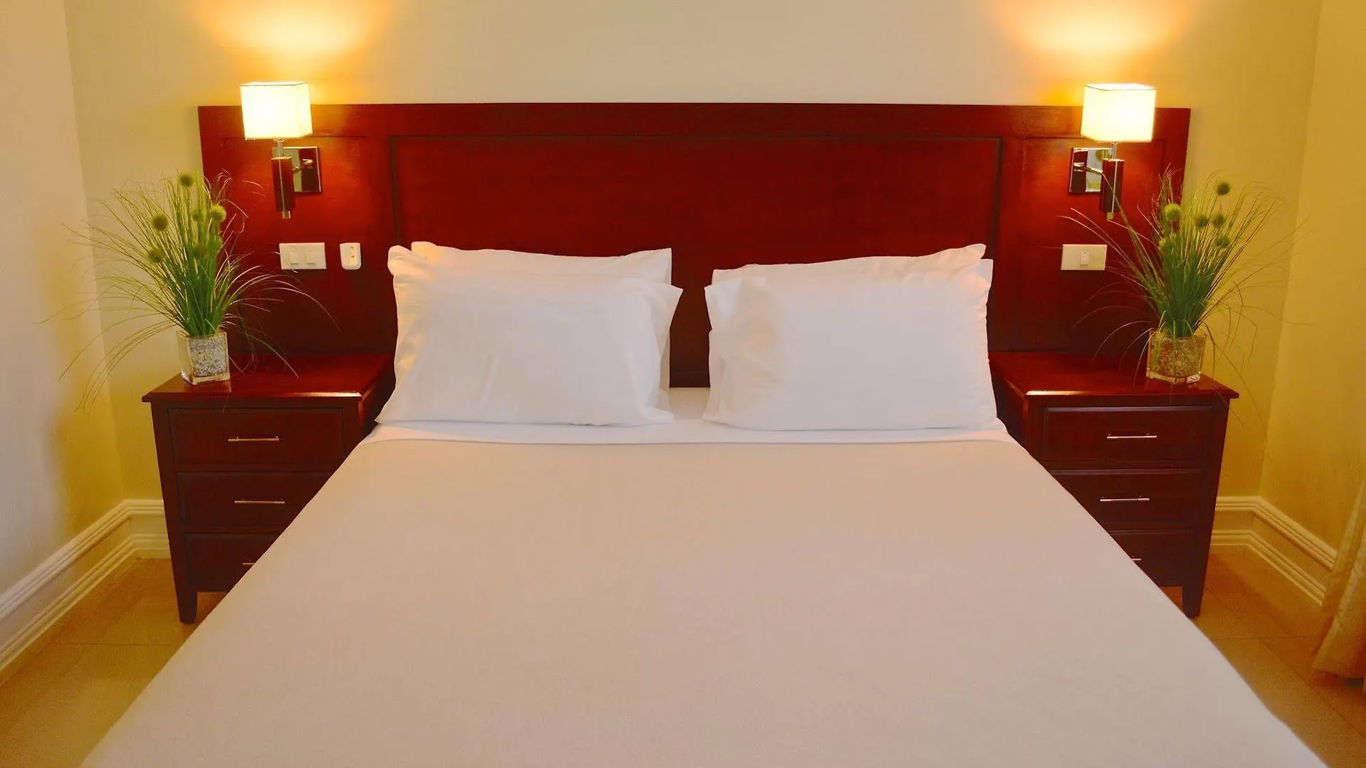 Olivia Resort Serviced Apartments And Bungalows Panglao 3*,